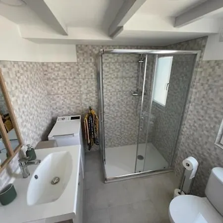 Chalet Chaleureux Plage 6c57all10 Gruissan